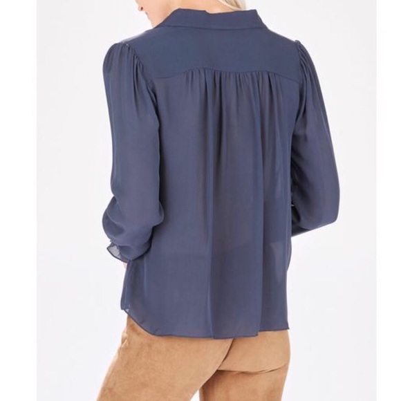 NWT Maternity-Friendly Parker Blue Silk Top - Picture 4 of 5